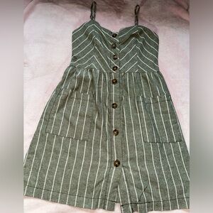 Marshall’s, Green & White midi dress <3